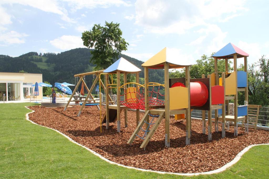 Panoramadorf Saualpe Hotel Eberstein Екстериор снимка